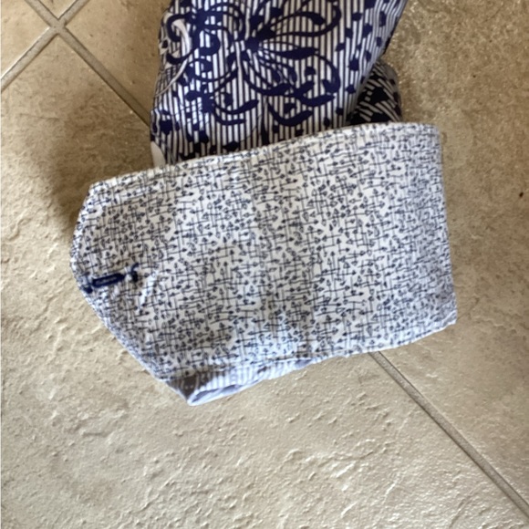 Men’s Bugatchi Uomo long sleeved, shaped fit shirt, size small. - Picture 4 of 8